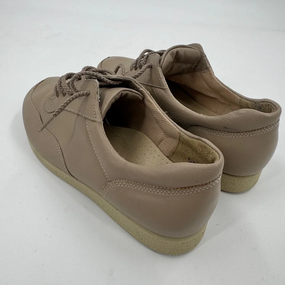 Soft Spots Women's Taupe Leather Lace Up Comfort‎ Walking Shoes Size 5.5 WW